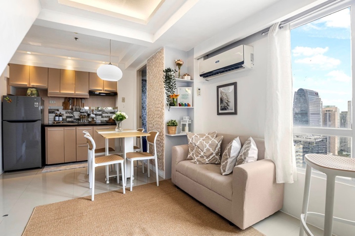 Serene Loft Suite interior photo 4